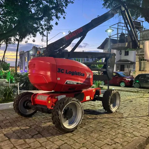 Plataforma Elevatória 16 m